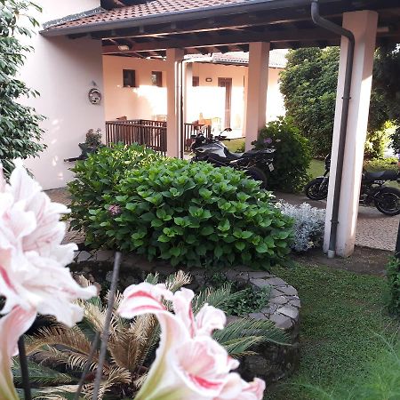 Hotel La Collinetta Sesto Calende Kültér fotó