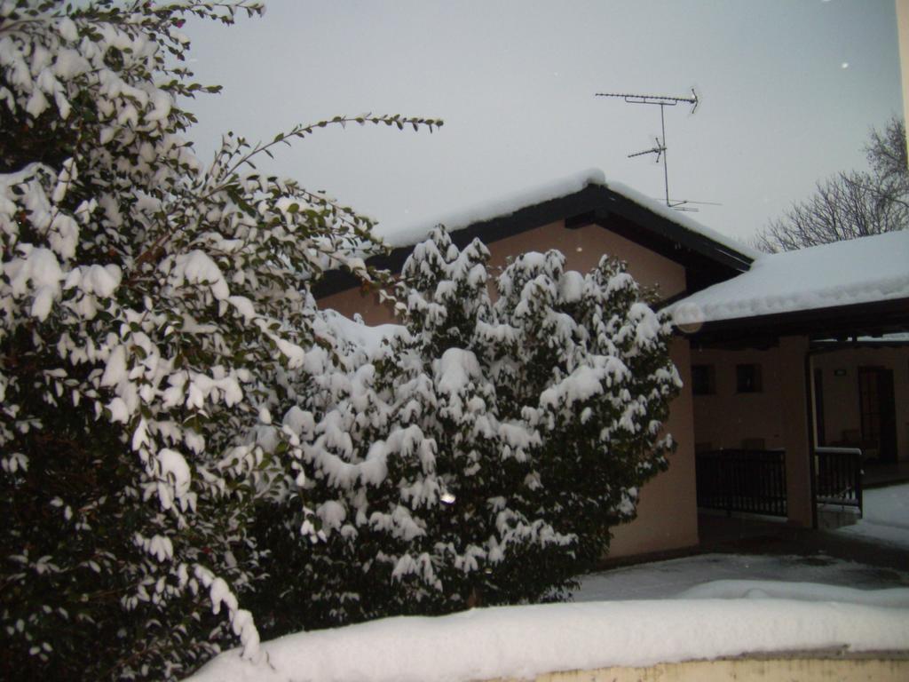 Hotel La Collinetta Sesto Calende Szoba fotó