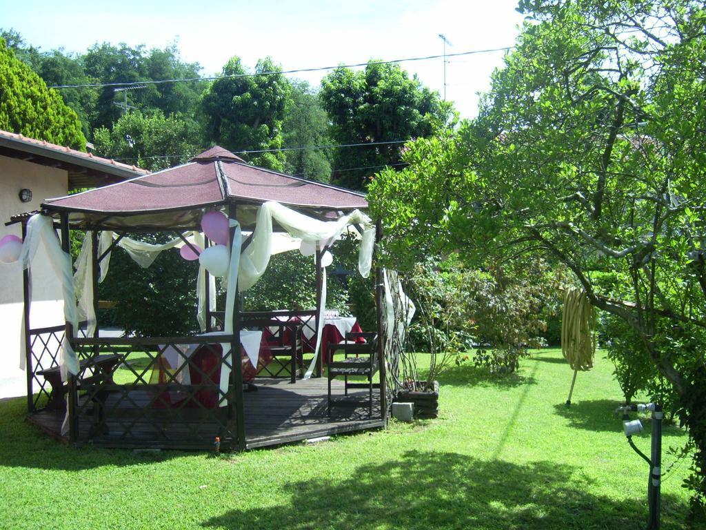 Hotel La Collinetta Sesto Calende Kültér fotó