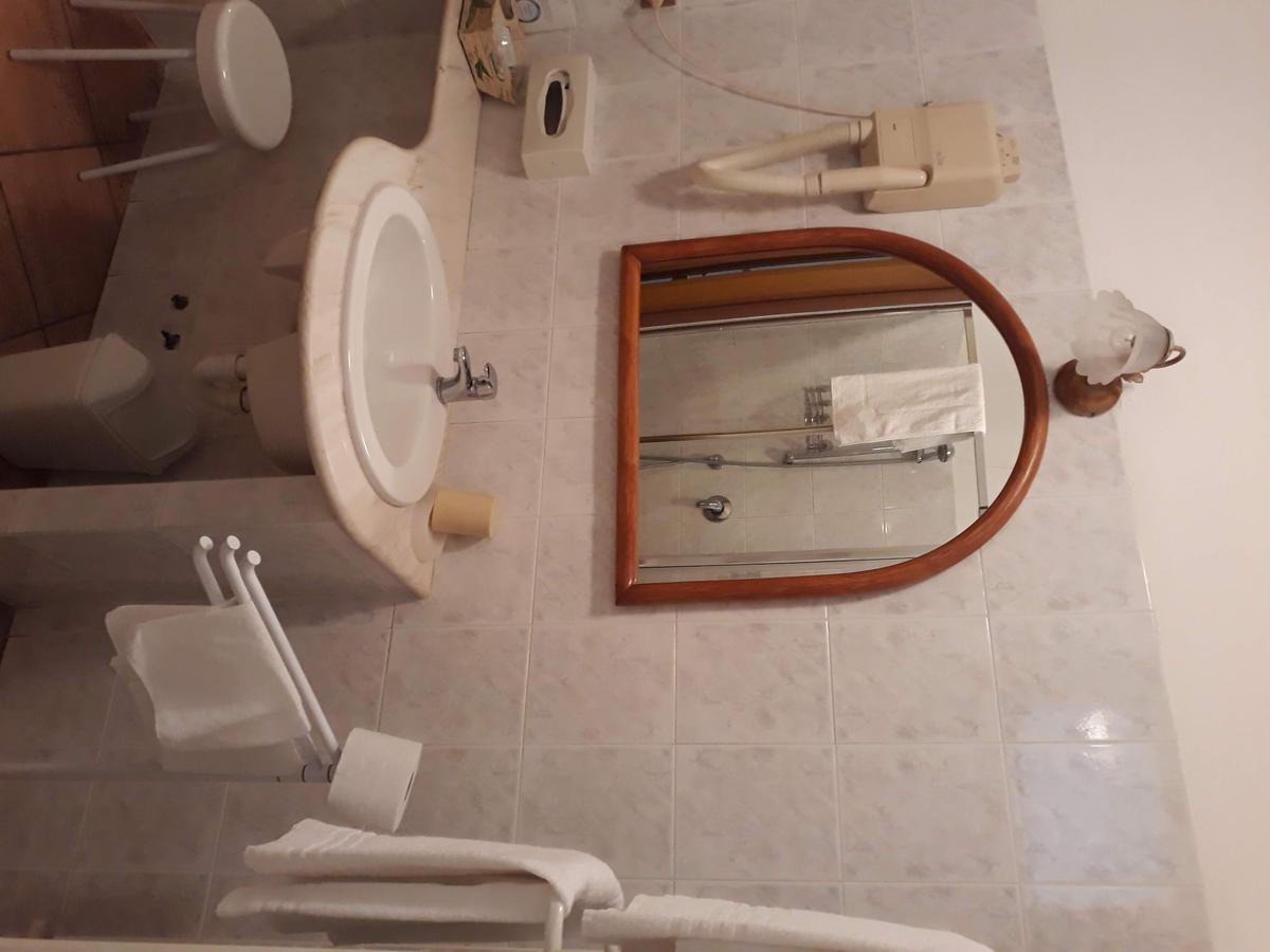 Hotel La Collinetta Sesto Calende Kültér fotó