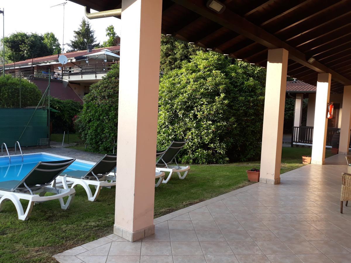 Hotel La Collinetta Sesto Calende Kültér fotó